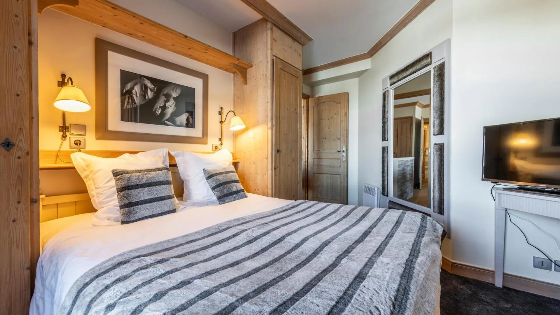 شقة Appt Renove, 6 Personnes Arc 1950 Vue Exceptionnelle Montblanc, Sauna, Hammam, Piscine Int Et Ext Les Arcs